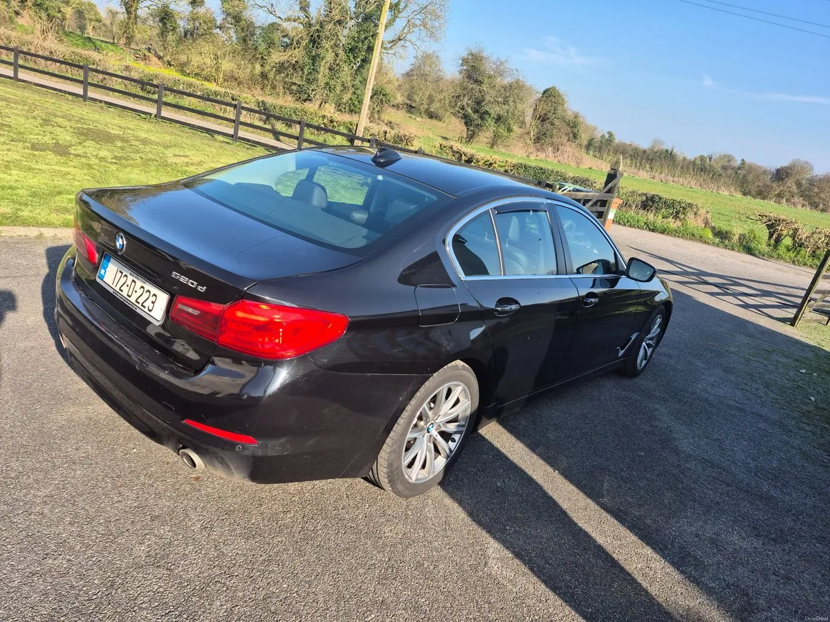 BMW 5-Series 2017 - Image 3