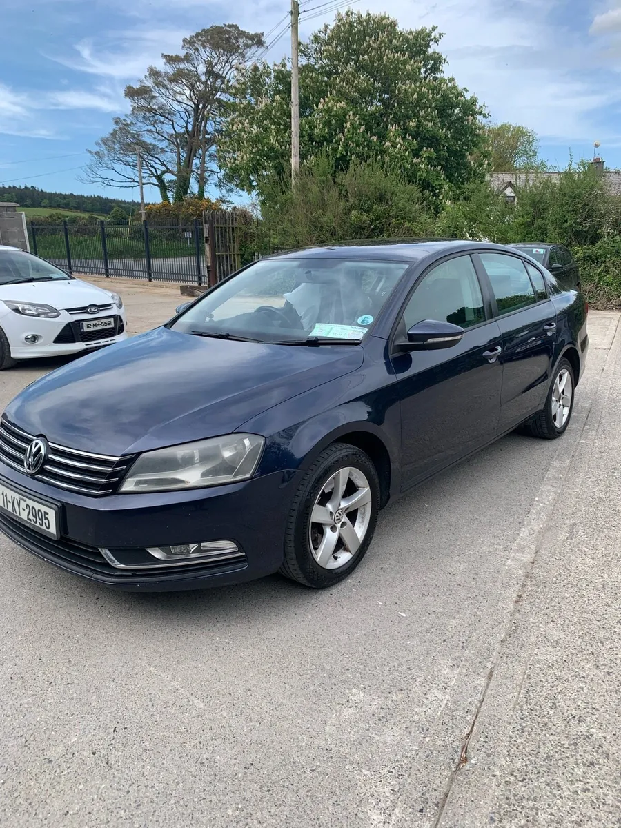 2011 VW Passat - Image 2