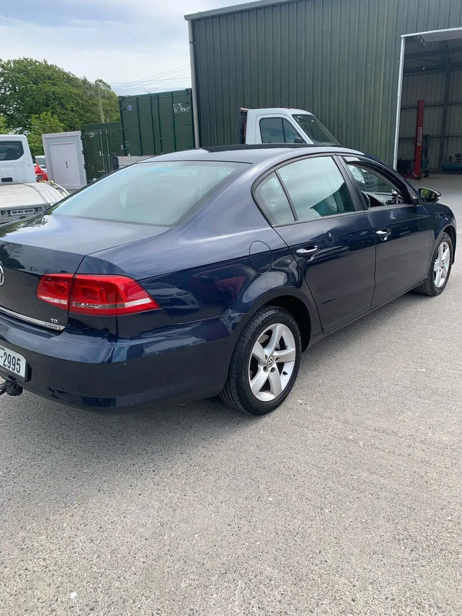 2011 VW Passat - Image 4