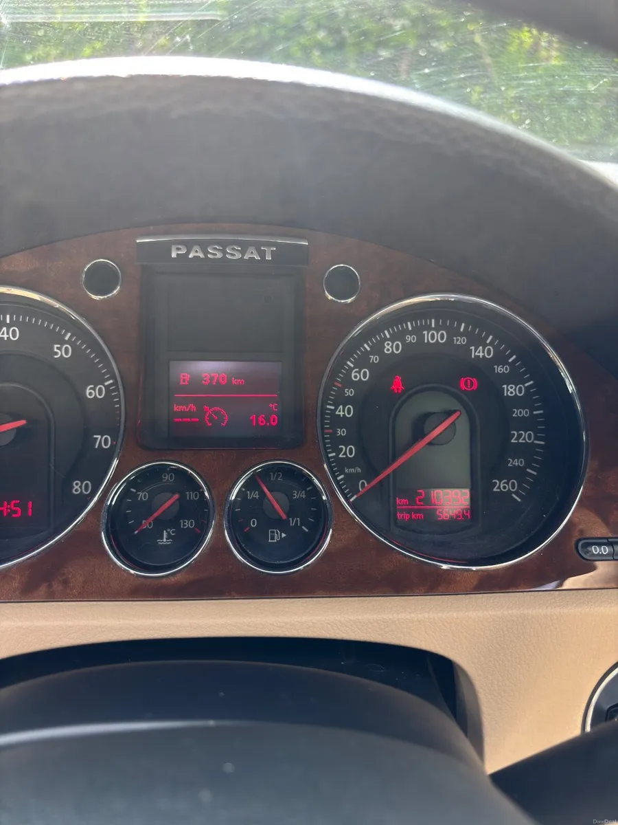 Volkswagen Passat 2.4 TSI - Image 3