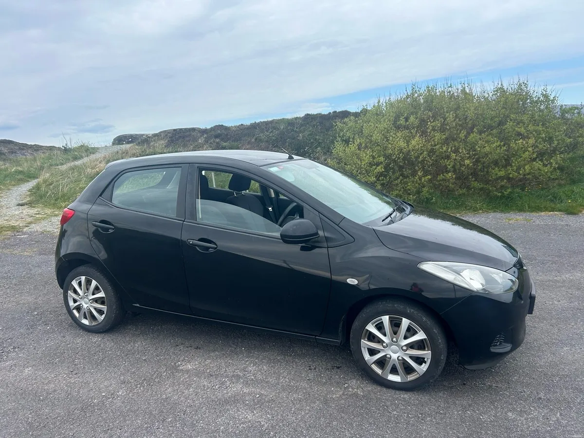 Mazda 2 - Image 3
