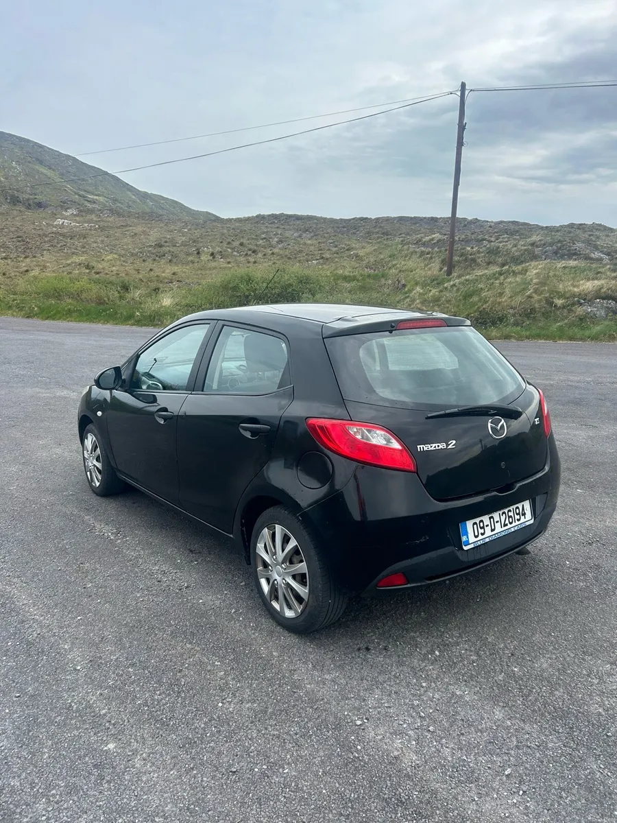 Mazda 2 - Image 5