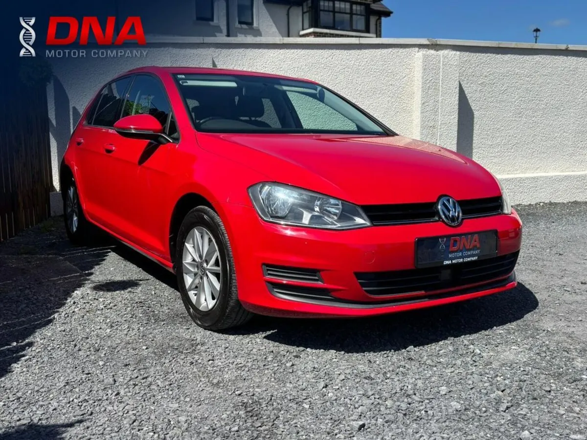 Volkswagen Golf AUTO - LOW KM - Image 1