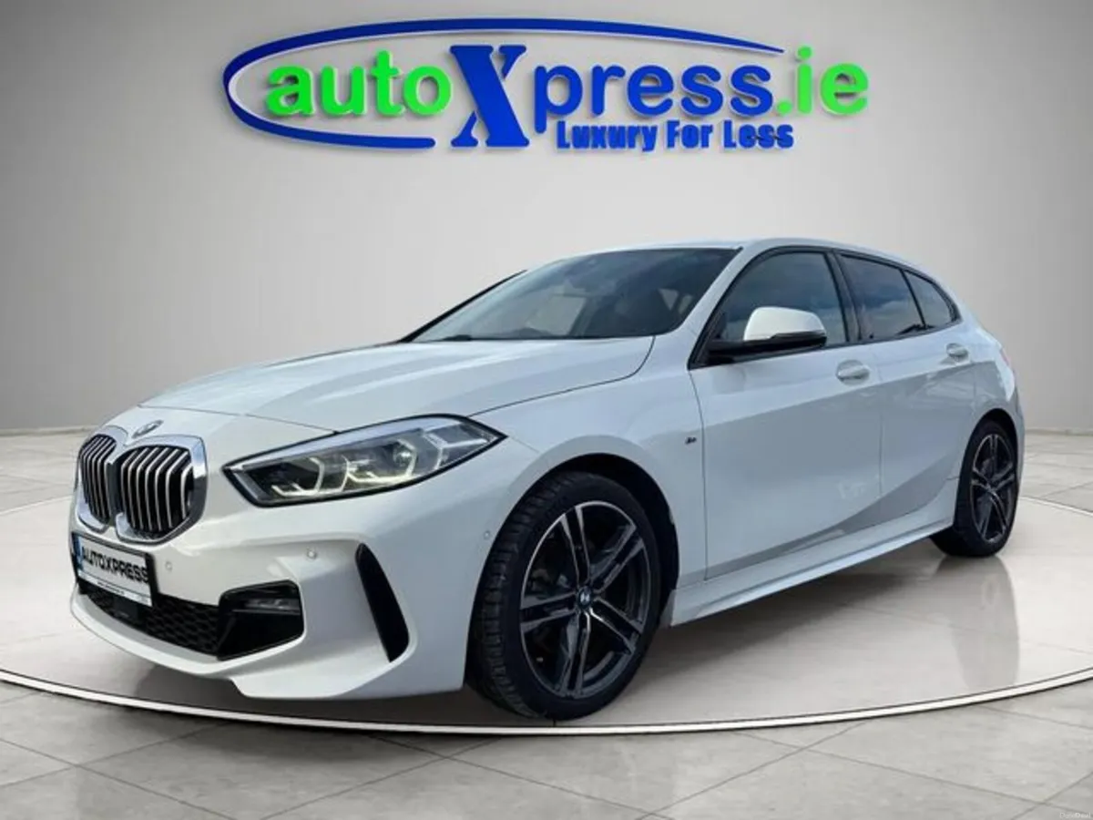 BMW 1-Series 118D M Sport Automatic, Reversing cam - Image 4