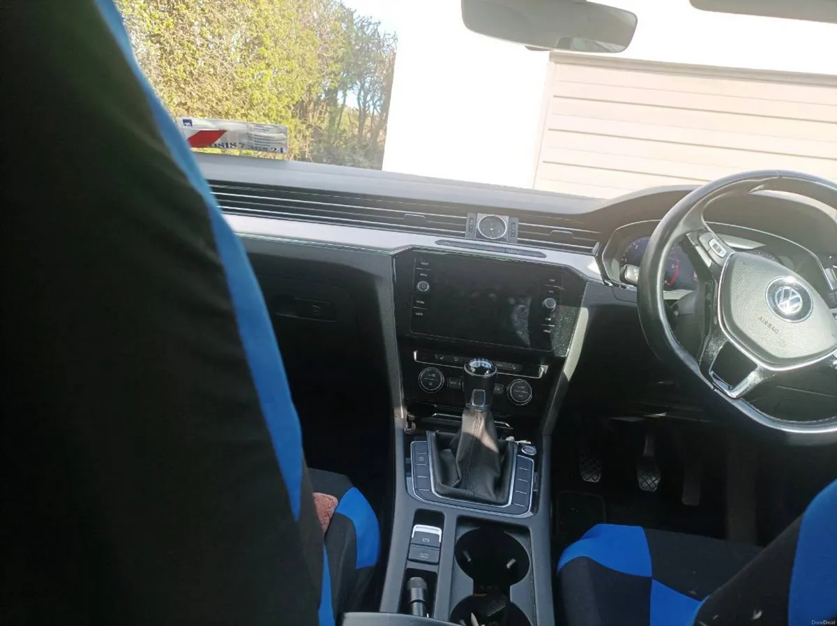 Car - Image 1