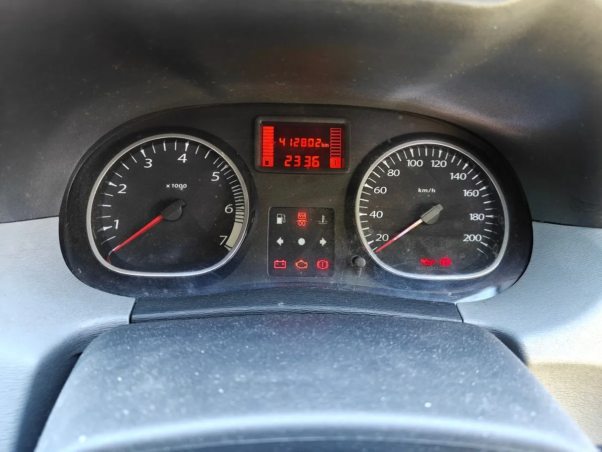 Dacia Duster 2013 - Image 2