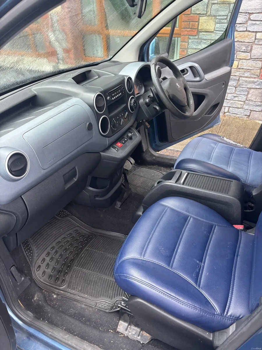 Peugeot partner Tepee - Image 4