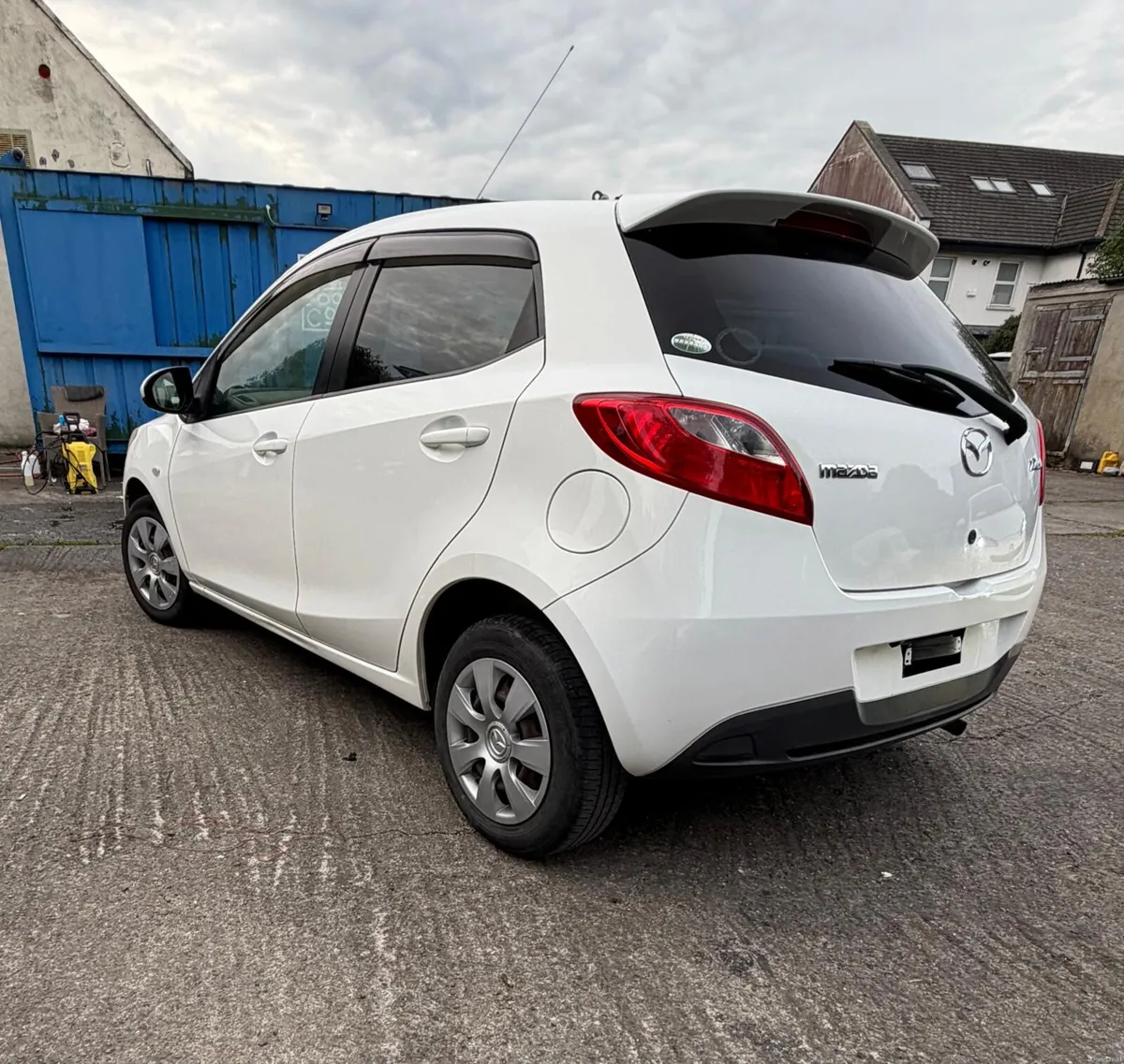 Mazda Demio 1.3L - Auto 2013 - Image 4