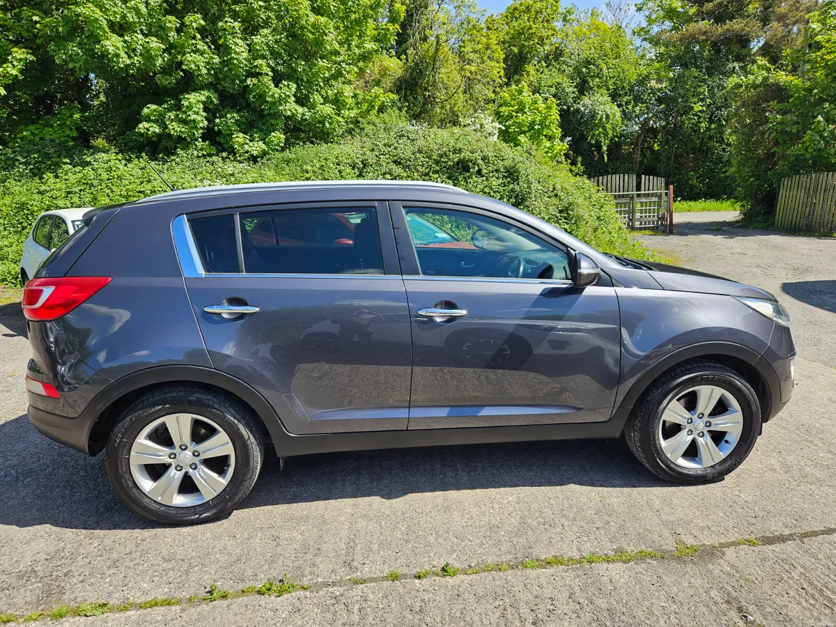 Kia Sportage 2013 1.7 EX model only 118klm - Image 3