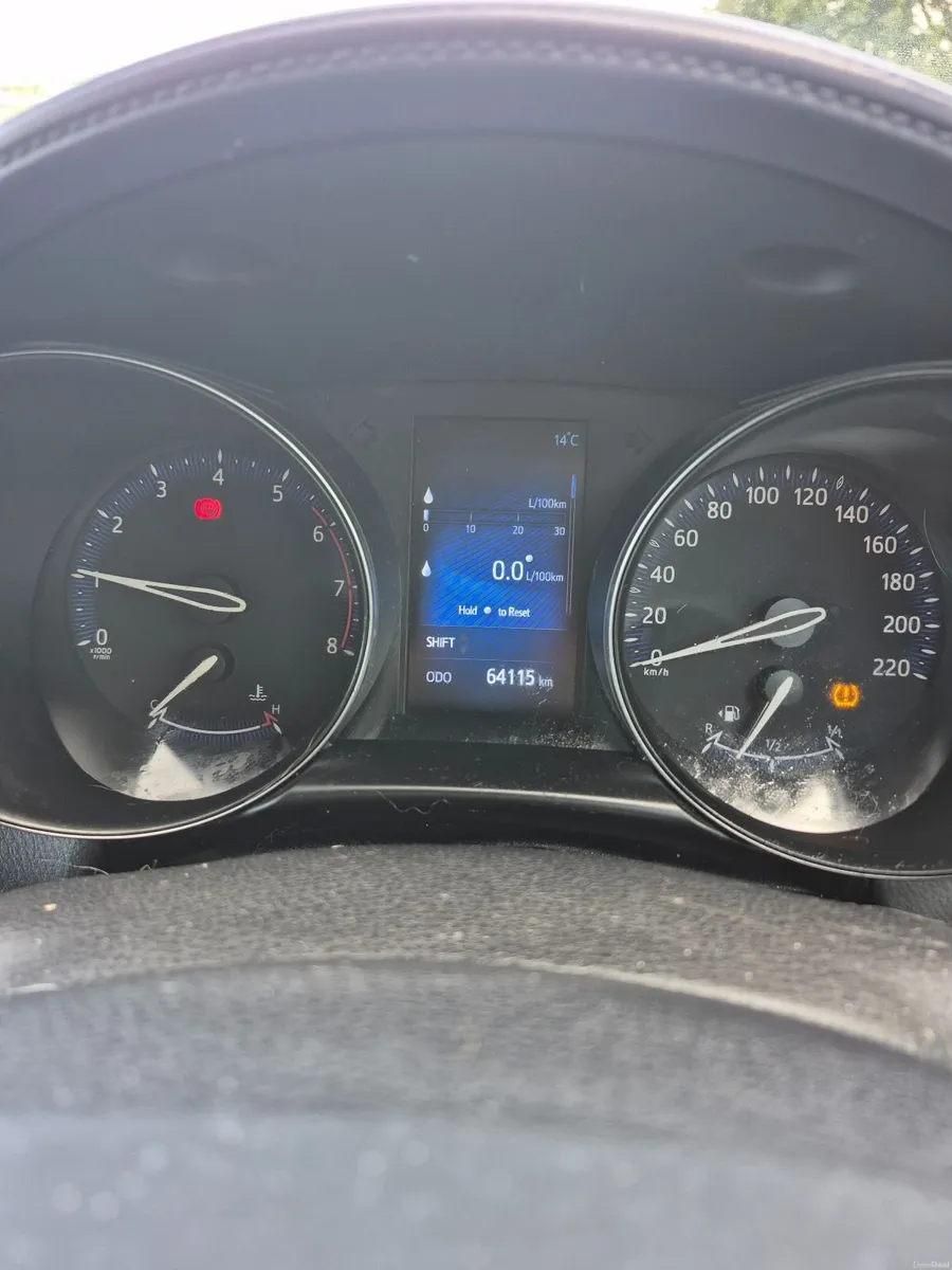 Toyota C-HR 2018 - Image 2