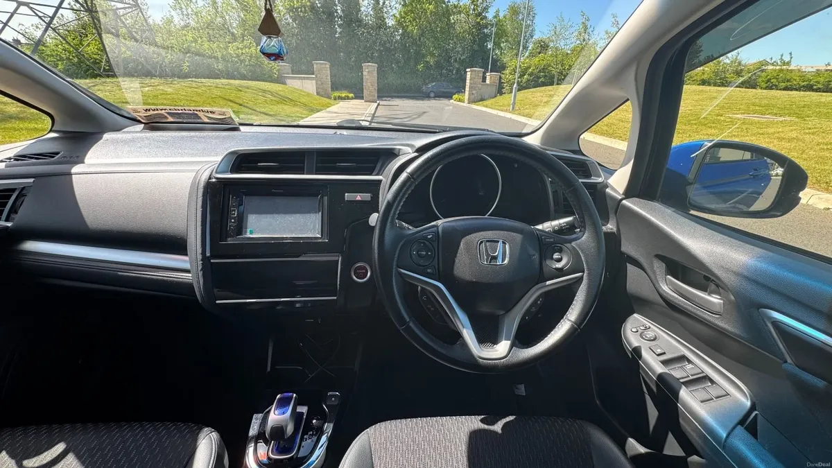 Honda Fit 2014 - Image 4