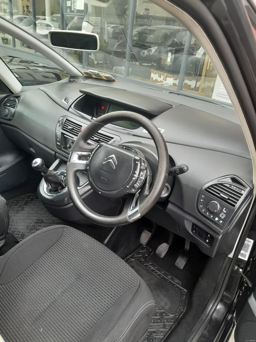 Citroen C4 Picasso 2010 - Image 4