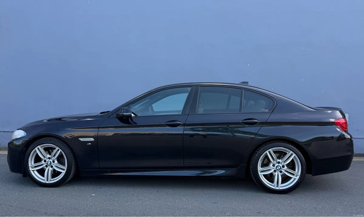 2014 BMW 5 SERIES F10 520D M-Sport Plus LOW KMS - Image 4