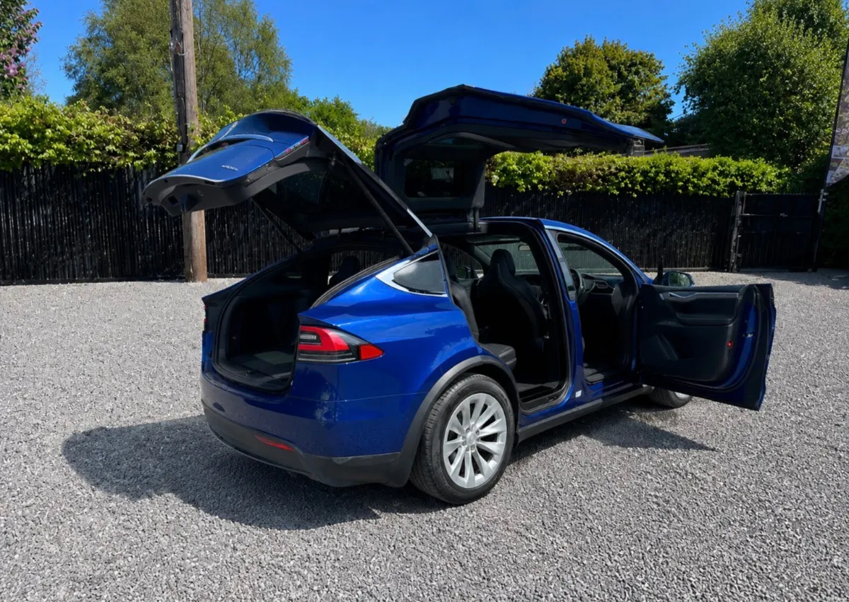 2019 Tesla Model X 75D – 7 Seater - Image 6