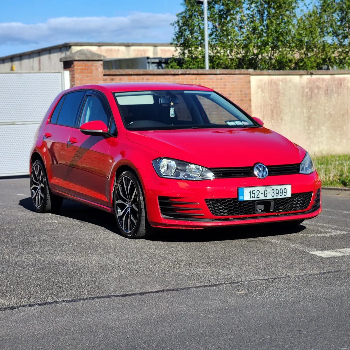 152 Volkswagen Golf 1.6tdi Automatic - Image 1