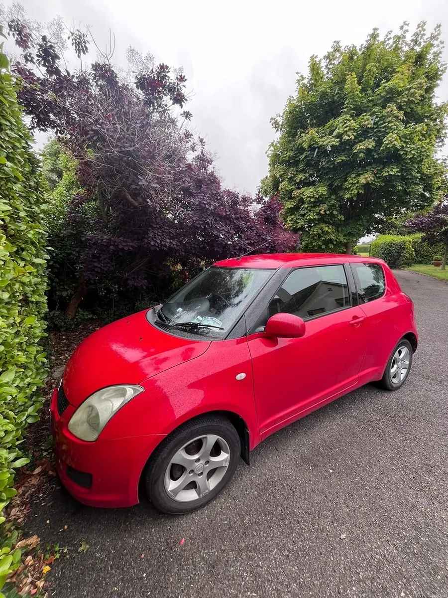 Suzuki Swift 2010 - Image 1