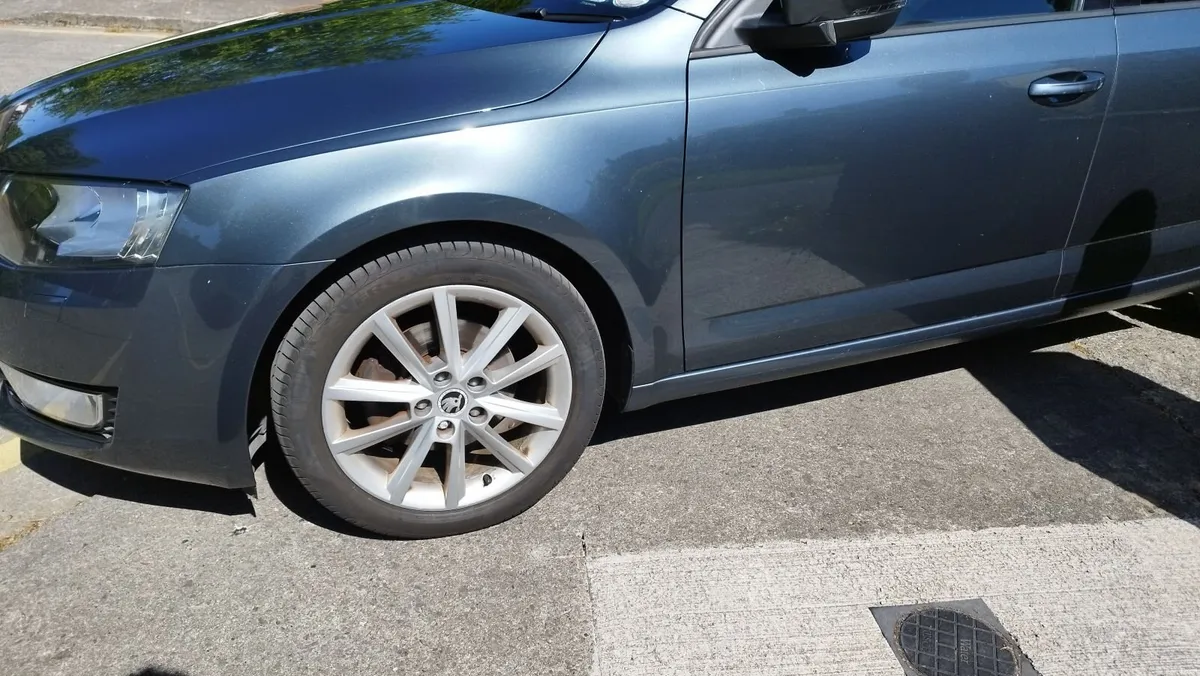 Skoda Octavia 2015 1.4ltr petrol elegance - Image 4