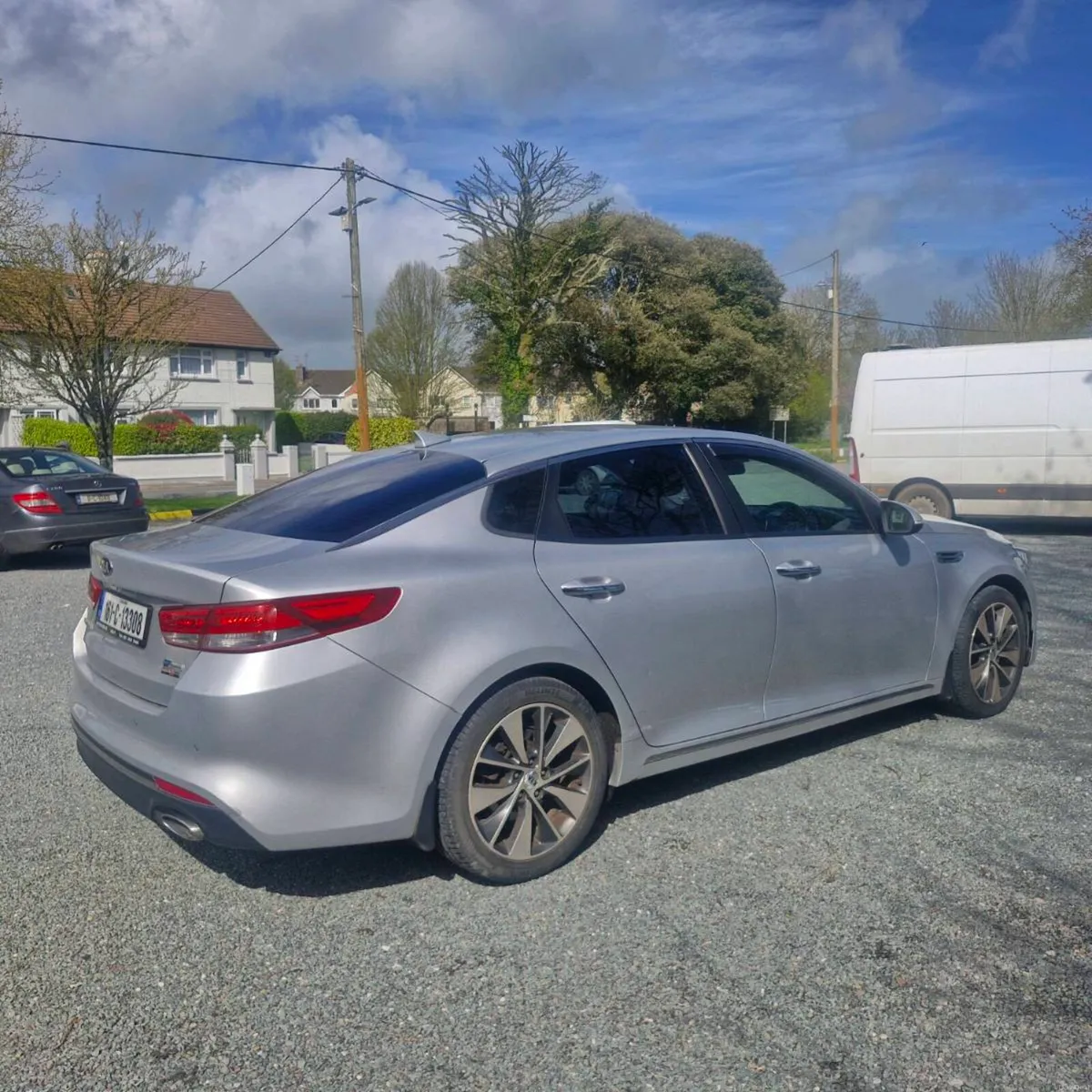 Kia Optima 1.7D Platinum - Image 3