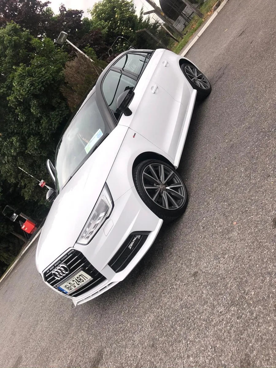 Audi A1 Sportback 1.0 TFSI Sline - Image 2