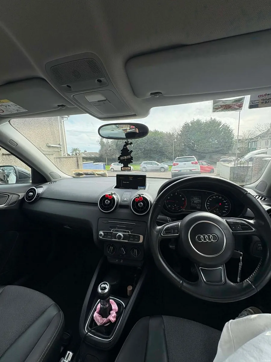 Audi A1 Sportback 1.0 TFSI Sline - Image 3