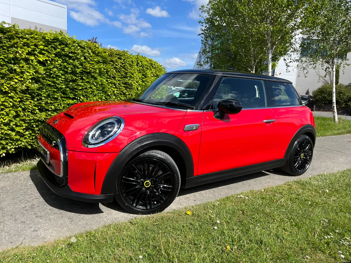 Mini Electric 2022 L2 Heated Seats/Nav/Rev Camera - Image 6