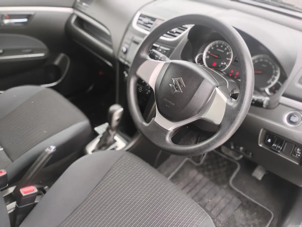 LOW MILEAGE AUTOMATIC - Image 6