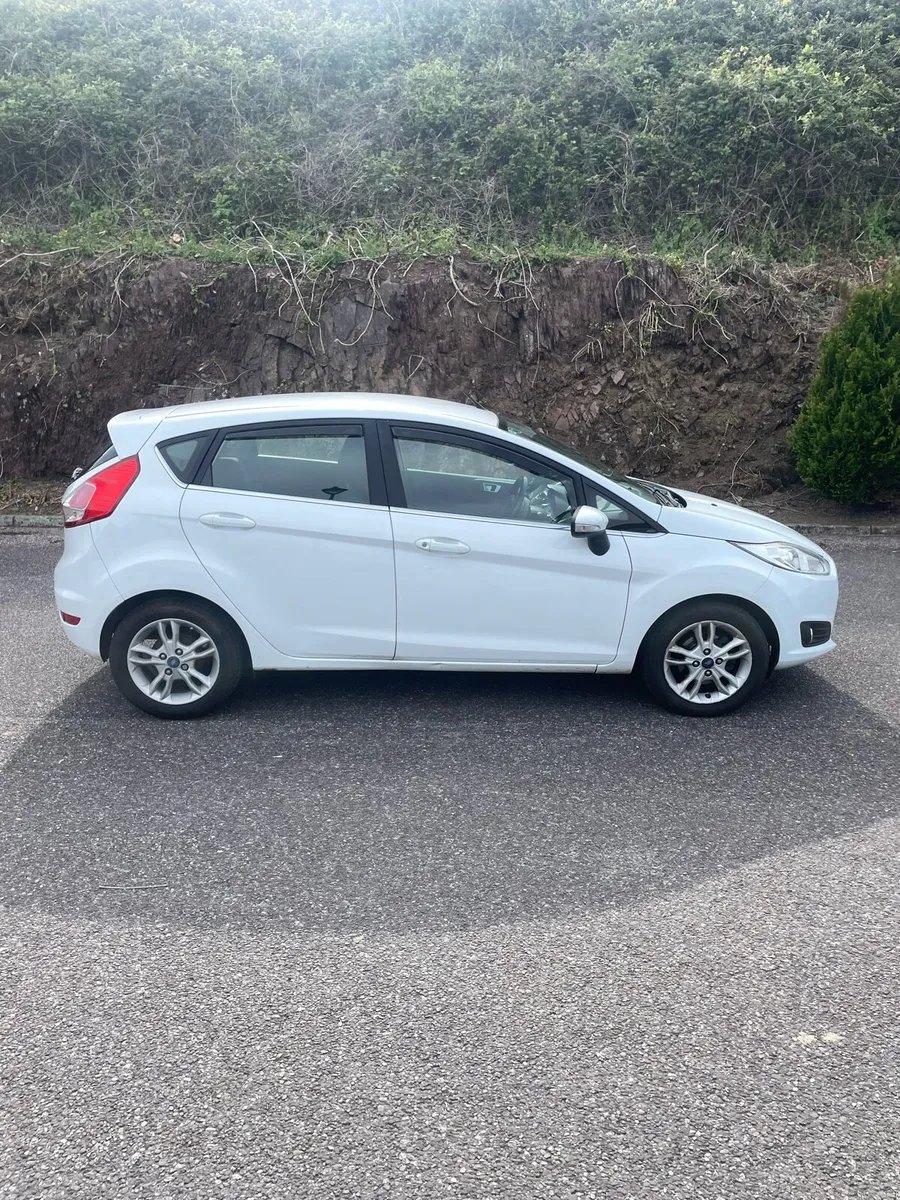 4450€  Ford fiesta Nct 10/26 TAX11/26 - Image 2
