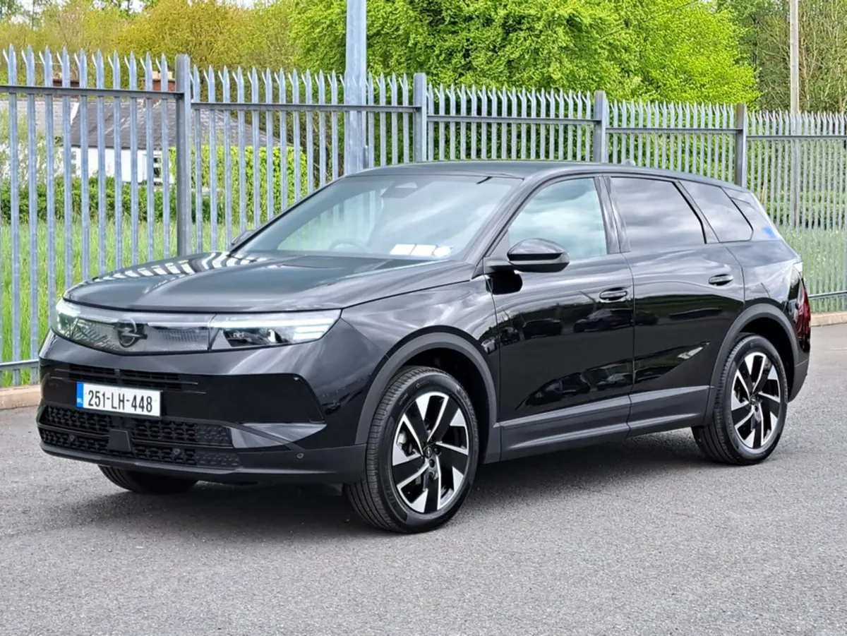 Opel Grandland GS 136BHP MILD HYBRID AUTOMATIC **T - Image 6