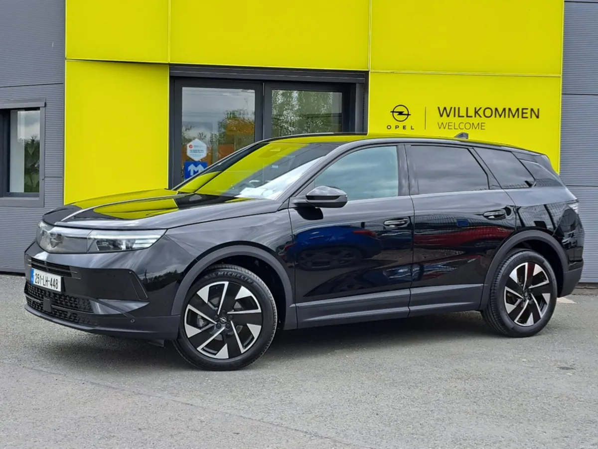 Opel Grandland GS 136BHP MILD HYBRID AUTOMATIC **T - Image 2