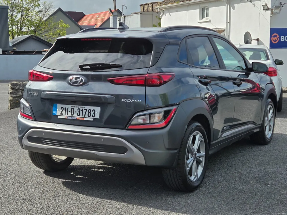 Hyundai KONA KAUAI EXECUTIVE 5DR - Image 4