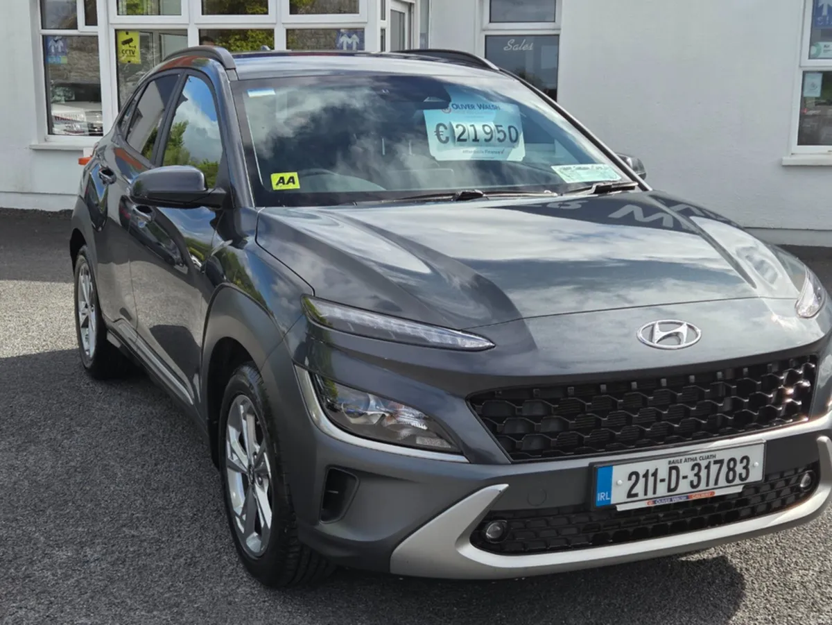 Hyundai KONA KAUAI EXECUTIVE 5DR - Image 2