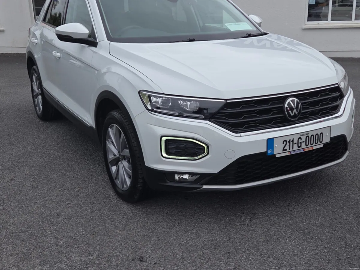 Volkswagen T-Roc 2.0 Diesel Auto Style - Image 2