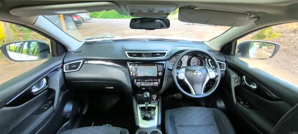 2016 NISSAN QASHQAI 1.2 PETROL AUTOMATIC PANORAMIC - Image 3