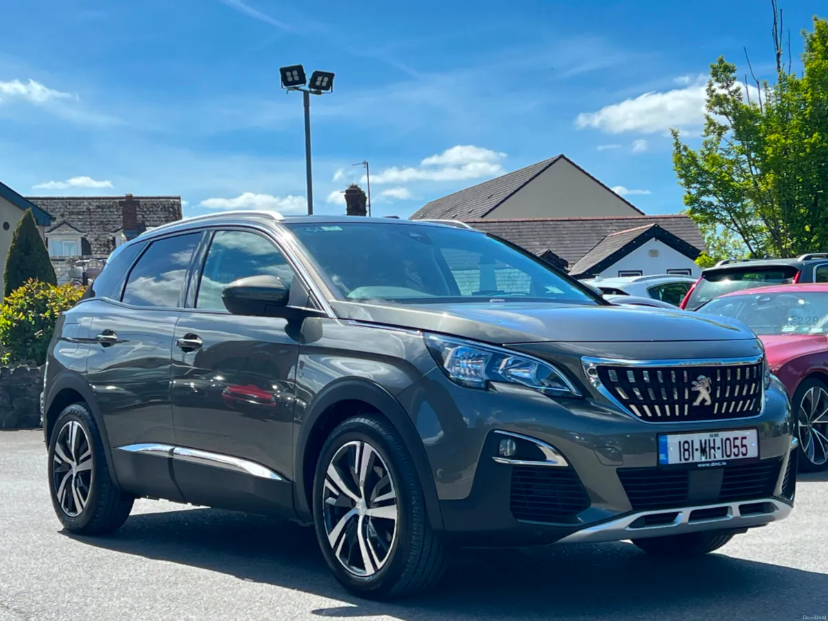 Peugeot 3008 ALLURE 1.2 130 AUTO *HIGH SPEC* - Image 3