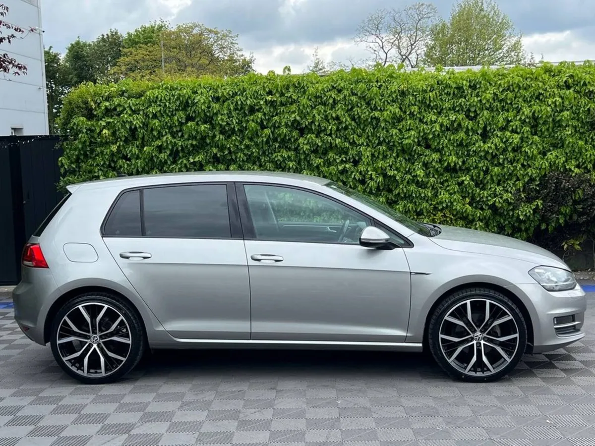 Volkswagen Golf R-LINE PACK 1.2 TSI // FULL SERVIC - Image 2