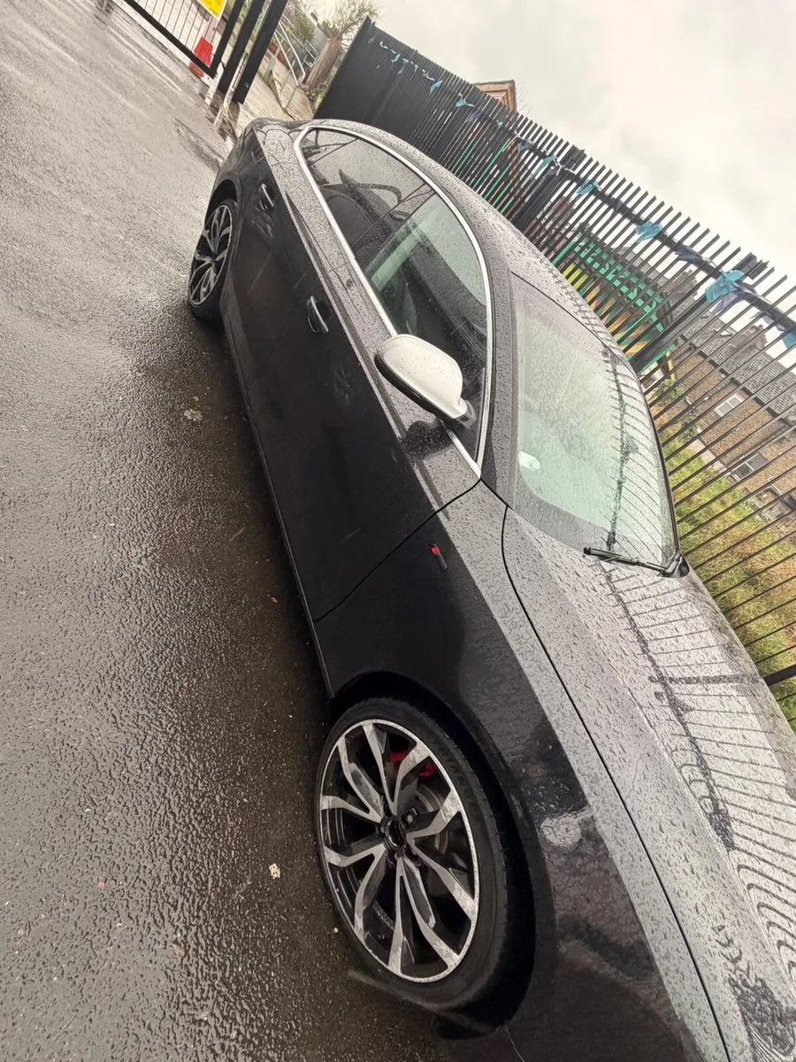 Audi A5 2011 - Image 1