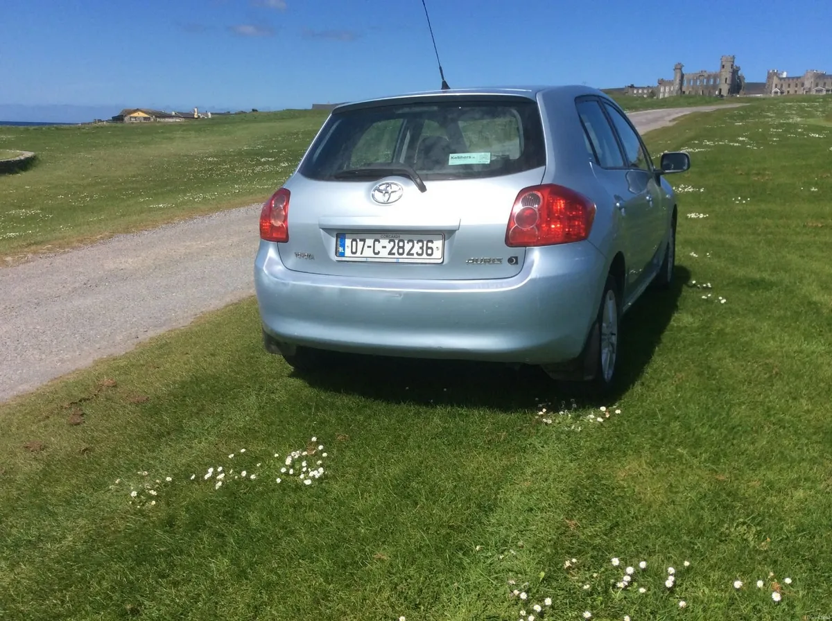 Toyota Auris 2007 Automatic petrol - Image 4