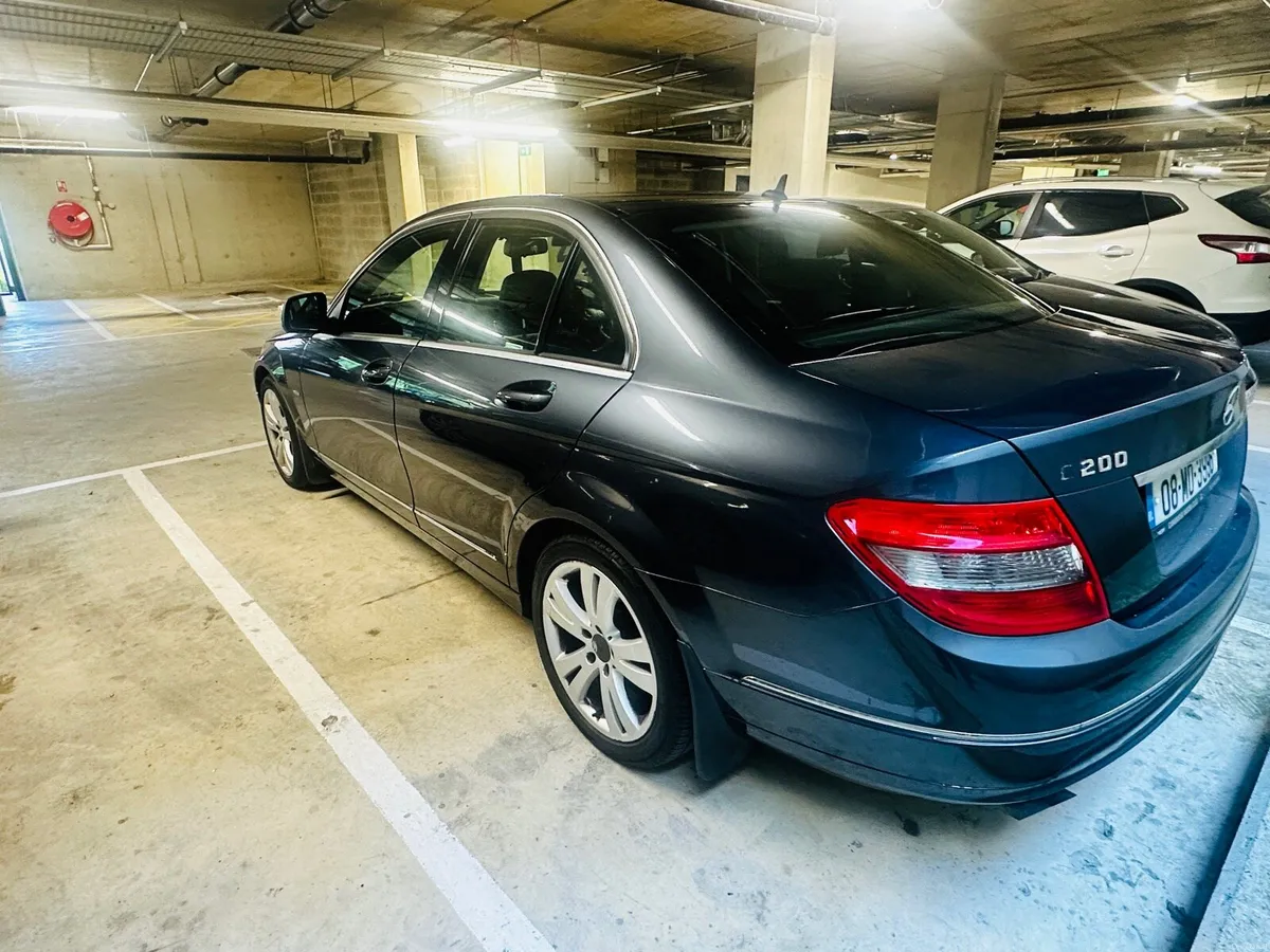 Mercedes C200 2008 - Image 4