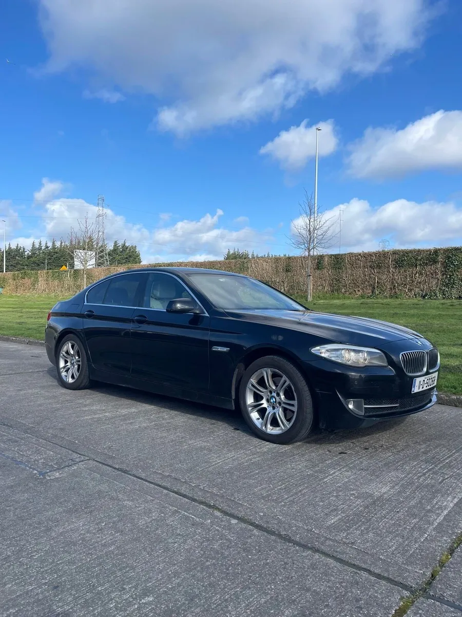 BMW 520D - Image 1