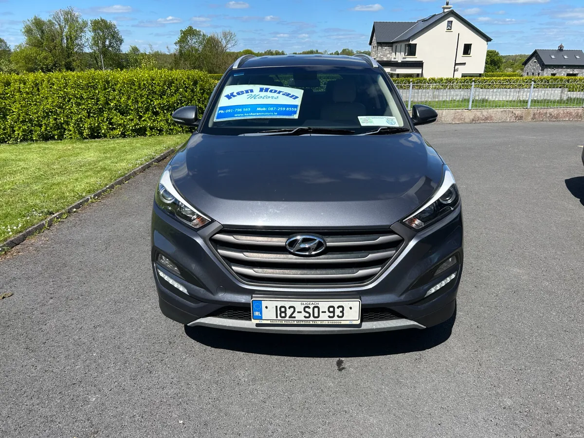 Hyundai Tucson Executive 1 Owner 2018 - Image 2