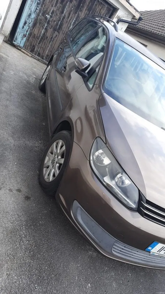 2011 Volkswagen Touran - Image 3