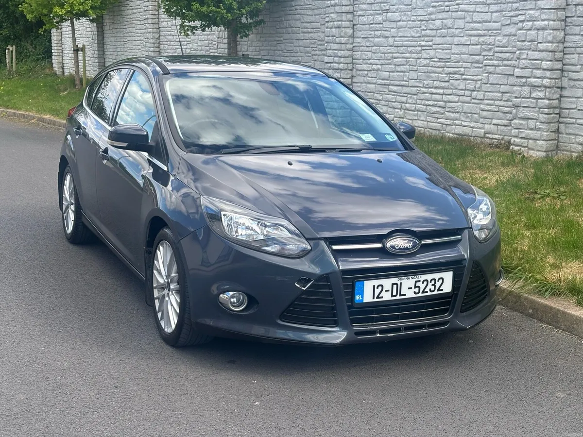 Ford Focus Zetec 1.6 Diesel Hatchback - Image 2