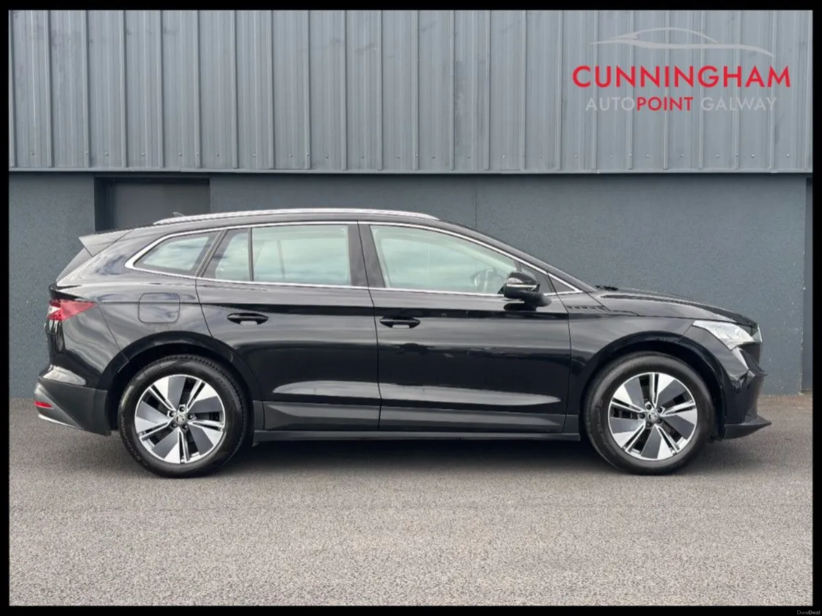 Skoda Enyaq IV 80kWh - Image 3