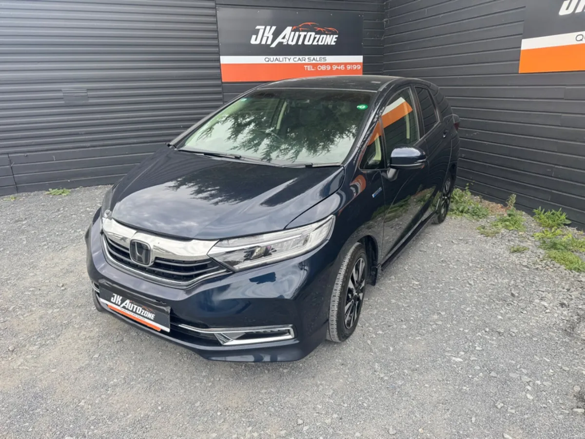 Honda Shuttle 1.5 HYBRID AUTO - Image 3