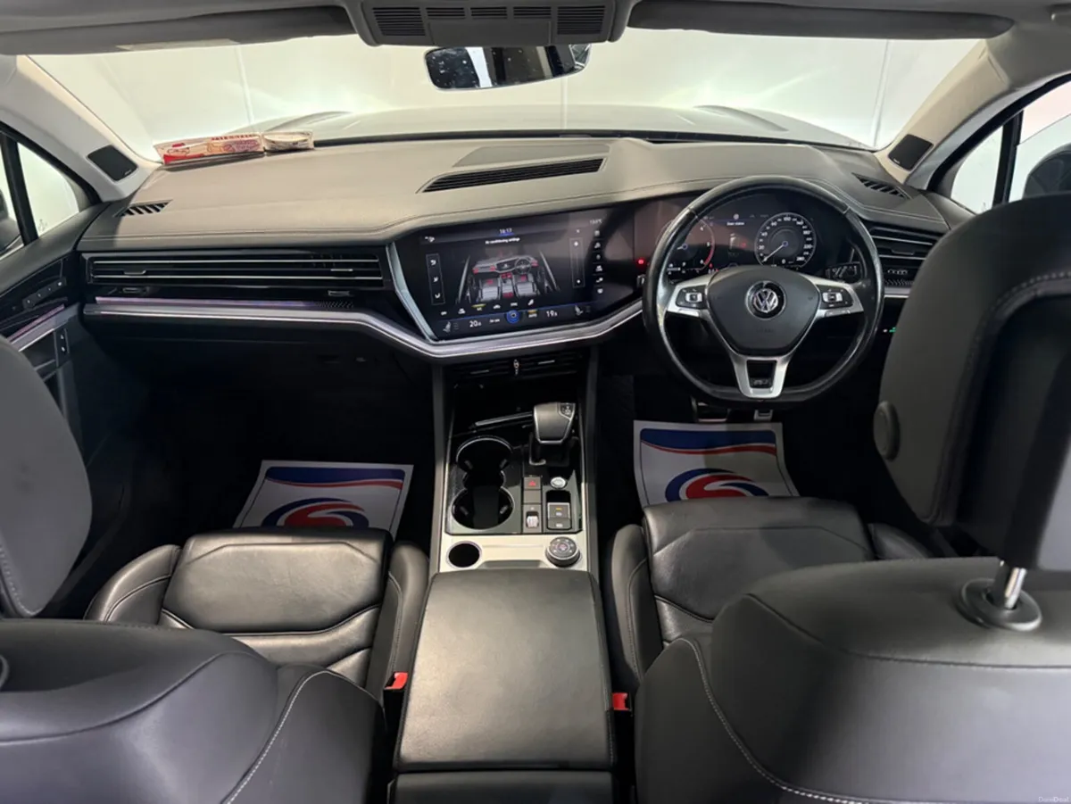 Volkswagen Touareg DESIGN 3.0 TDI 4M 286HP 5DR AUT - Image 3