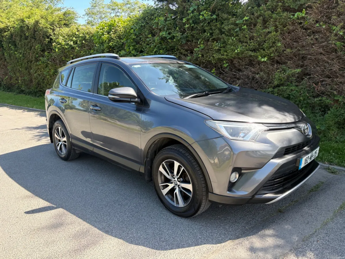 Toyota RAV4 RAV4 2.0 D-4D LUNA 4DR - Image 1