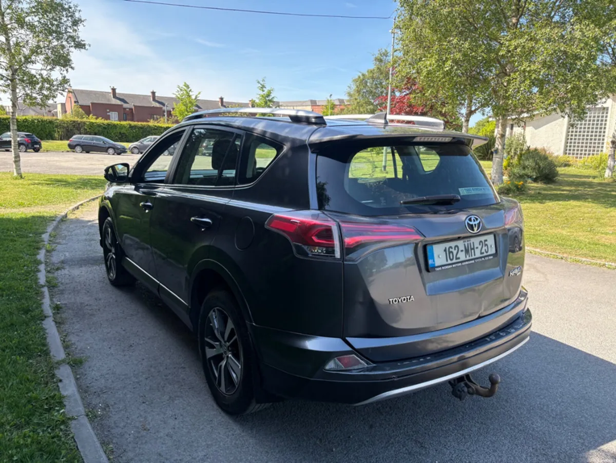 Toyota RAV4 RAV4 2.0 D-4D LUNA 4DR - Image 4