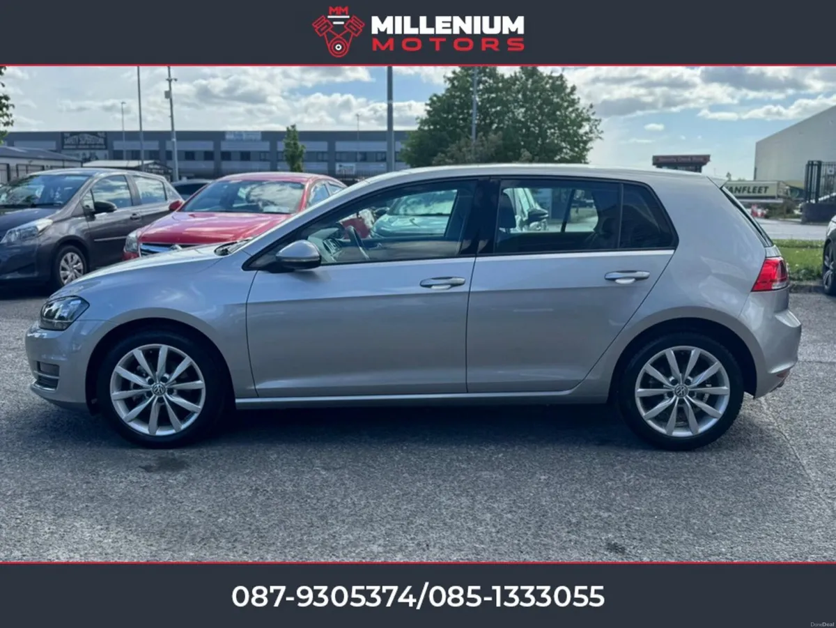 Volkswagen Golf TOP SPEC // LOW KMS // NEW NCT - Image 5