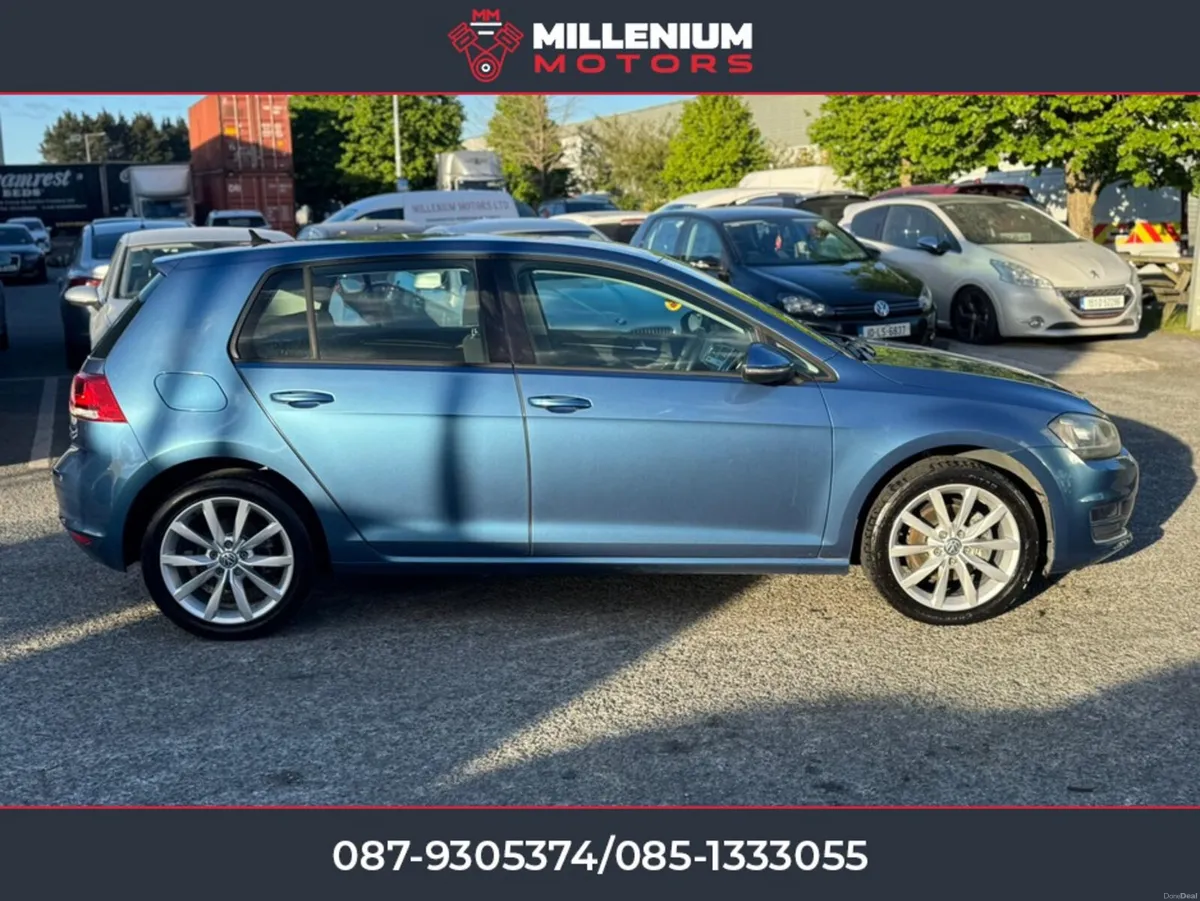 Volkswagen Golf TOP SPEC // LOW KMS // NEW KMS - Image 2