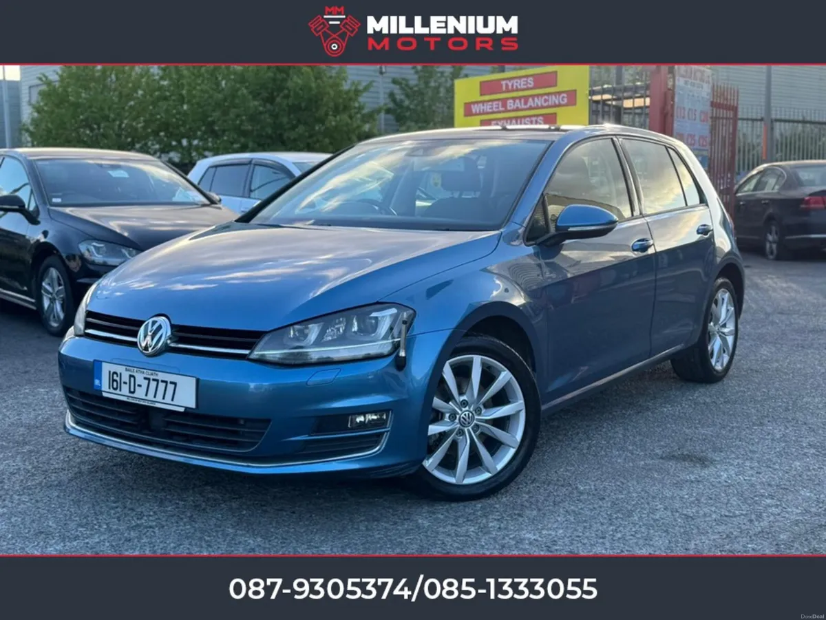 Volkswagen Golf TOP SPEC // LOW KMS // NEW KMS - Image 4